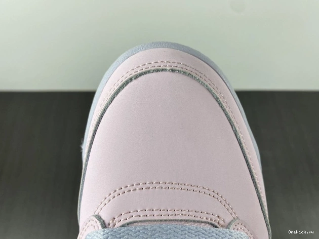 One Kick Jordan DV0562-600 Easter Air 5 0812